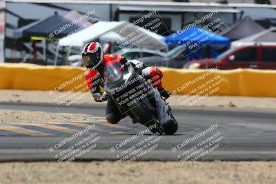 media/Apr-09-2022-SoCal Trackdays (Sat) [[c9e19a26ab]]/Turn 2 (1140am)/